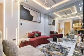 Ari's Condo